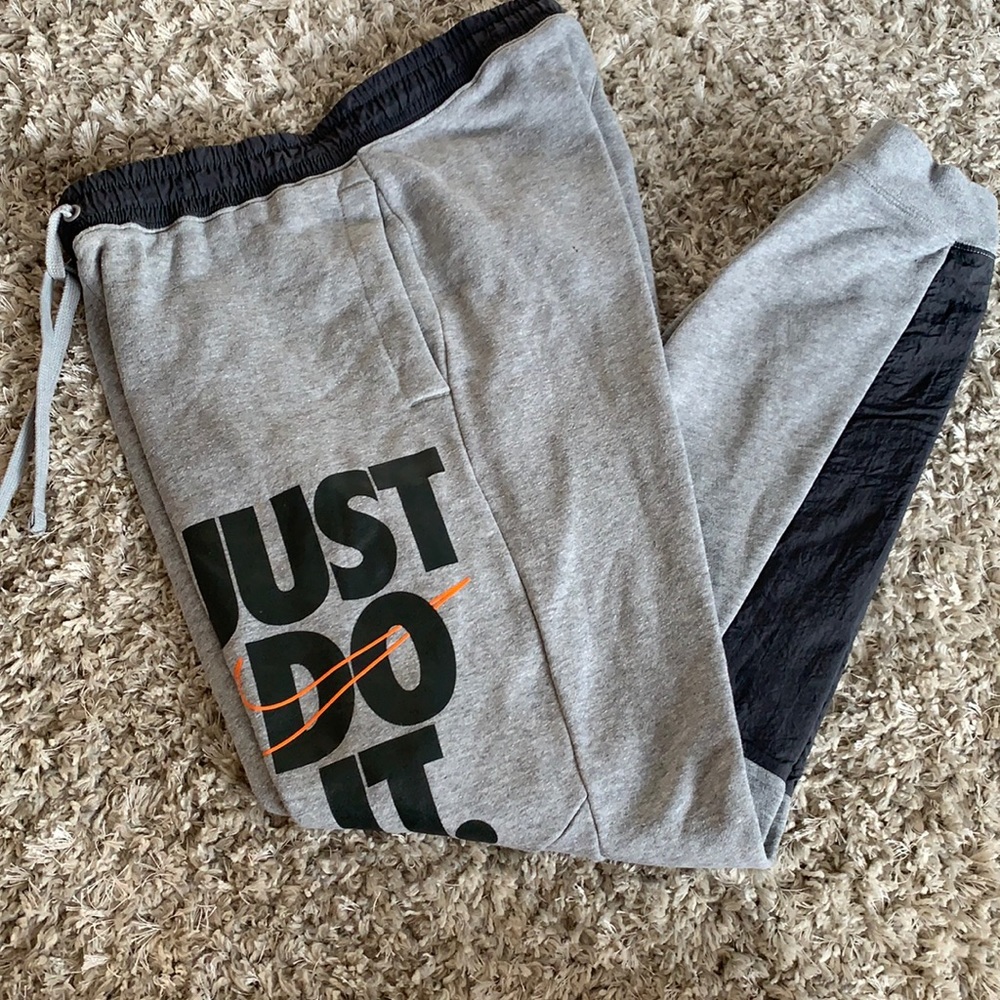 Nike Men’s Joggers